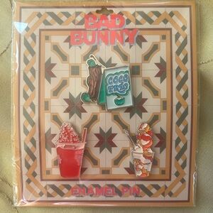 Bad Bunny Enamel Pin Set – Exclusive Puerto Rico Merch DtmF